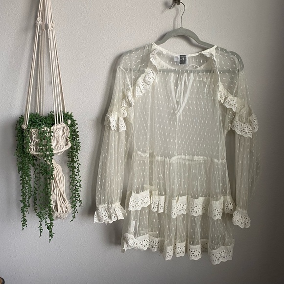 NWOT - PRINCESS POLLY - WHITE MESH COVER UP - Picture 7 of 9